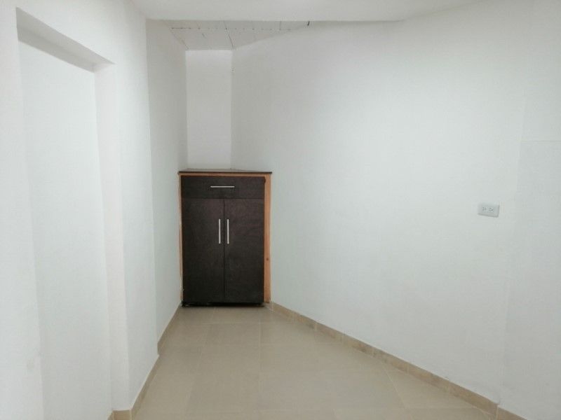Local en arriendo ubicado en Medellín, sector Simón Bolívar - 7