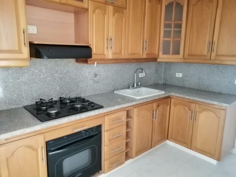 Apartamento en venta ubicado en Envigado, sector El Portal - 2