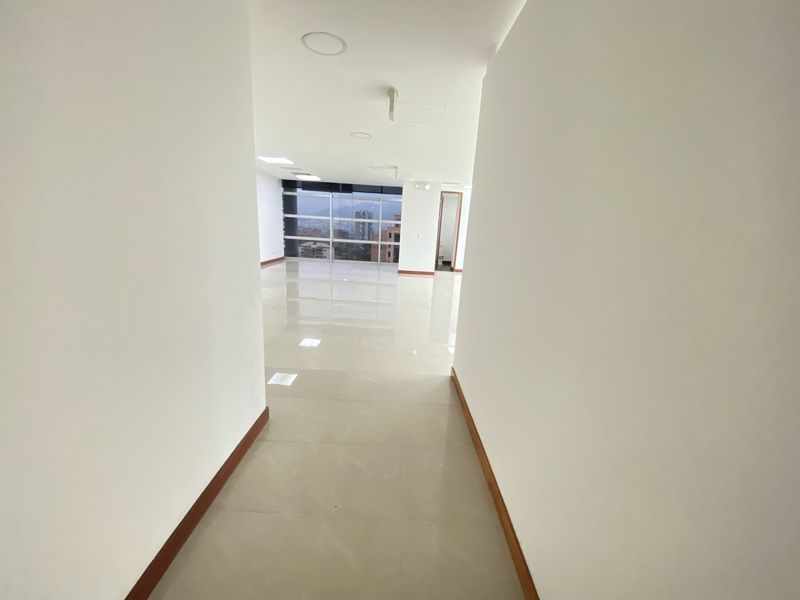OFICINA EN ARRIENDO UBICADA EN EL POBLADO SECTOR MILLA DE ORO - 6