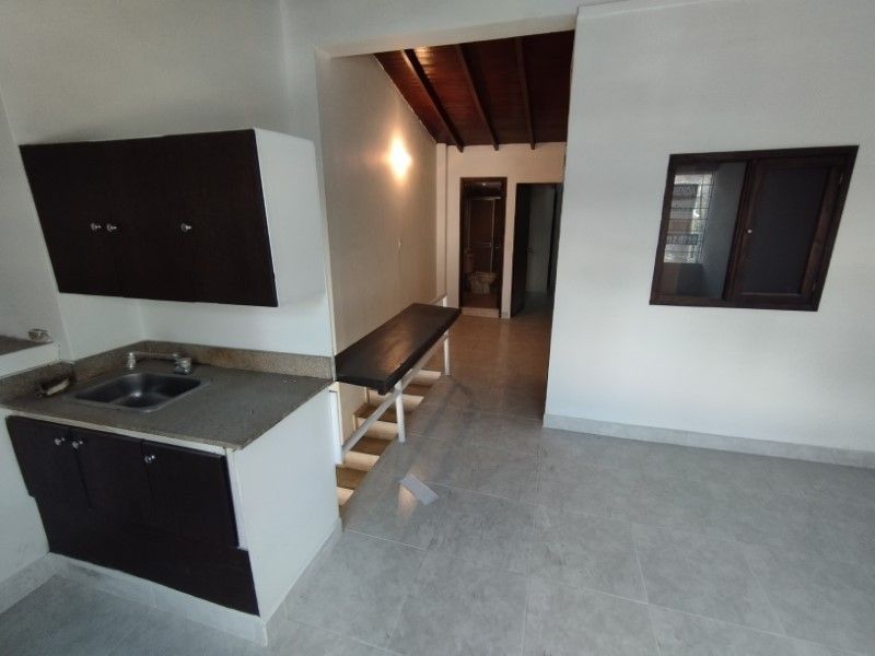 Oficina en arriendo ubicada en Medellín, sector Florida Nueva - 6