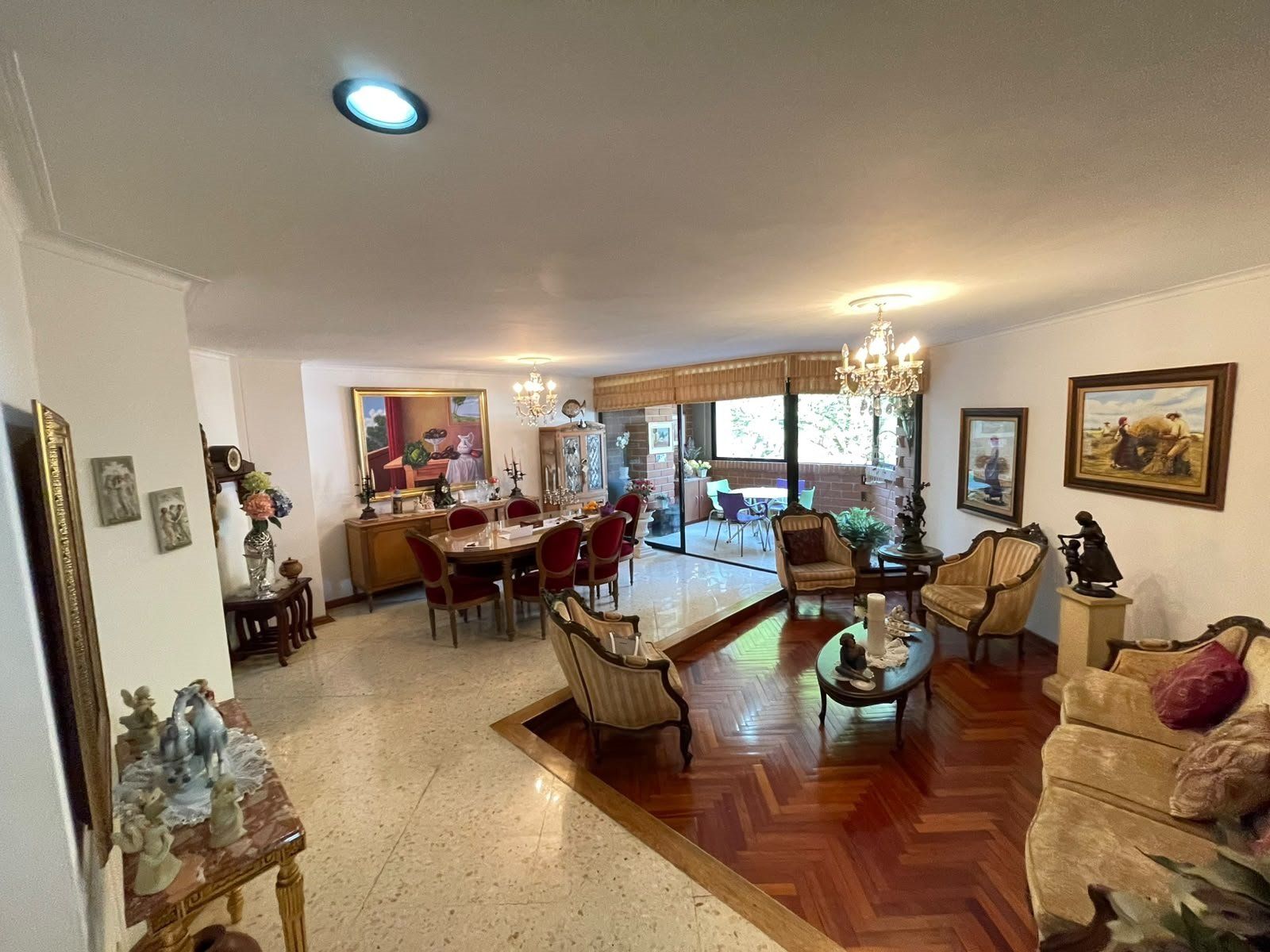 APARTAMENTO EN ARRIENDO UBICADO MEDELLÍN SECTOR LAURELES