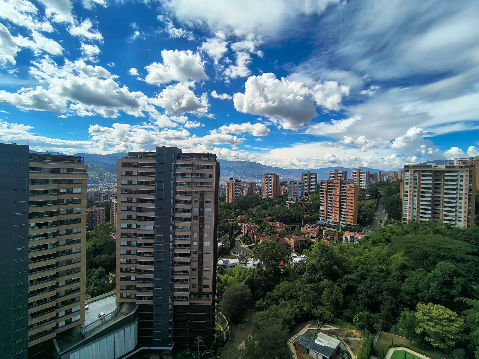 APARTAMENTO EN VENTA UBICADO EN ENVIGADO SECTOR CUMBRES - 17