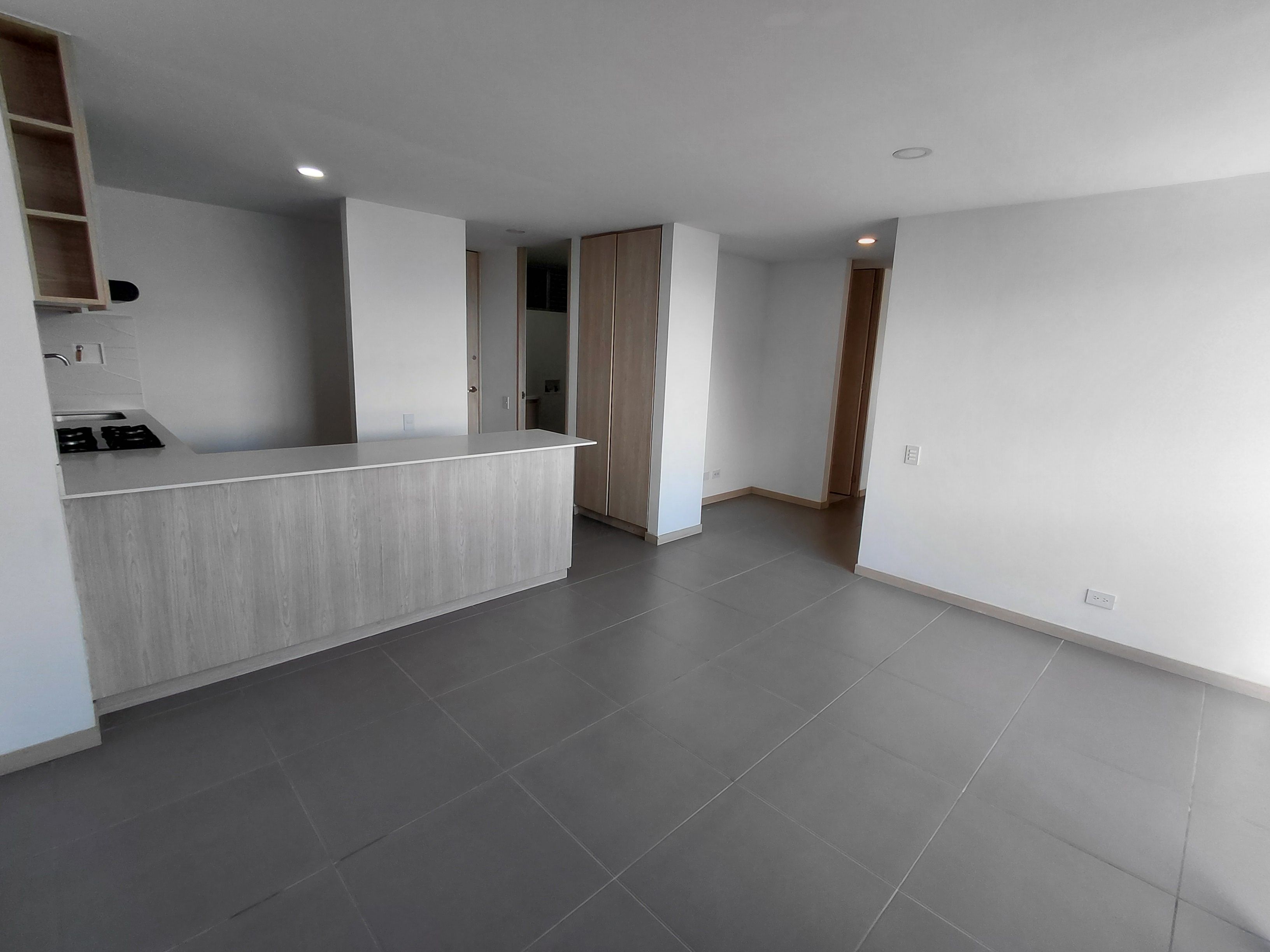 APARTAMENTO EN ARRIENDO UBICADO EN MEDELLIN SECTOR GUAYABAL