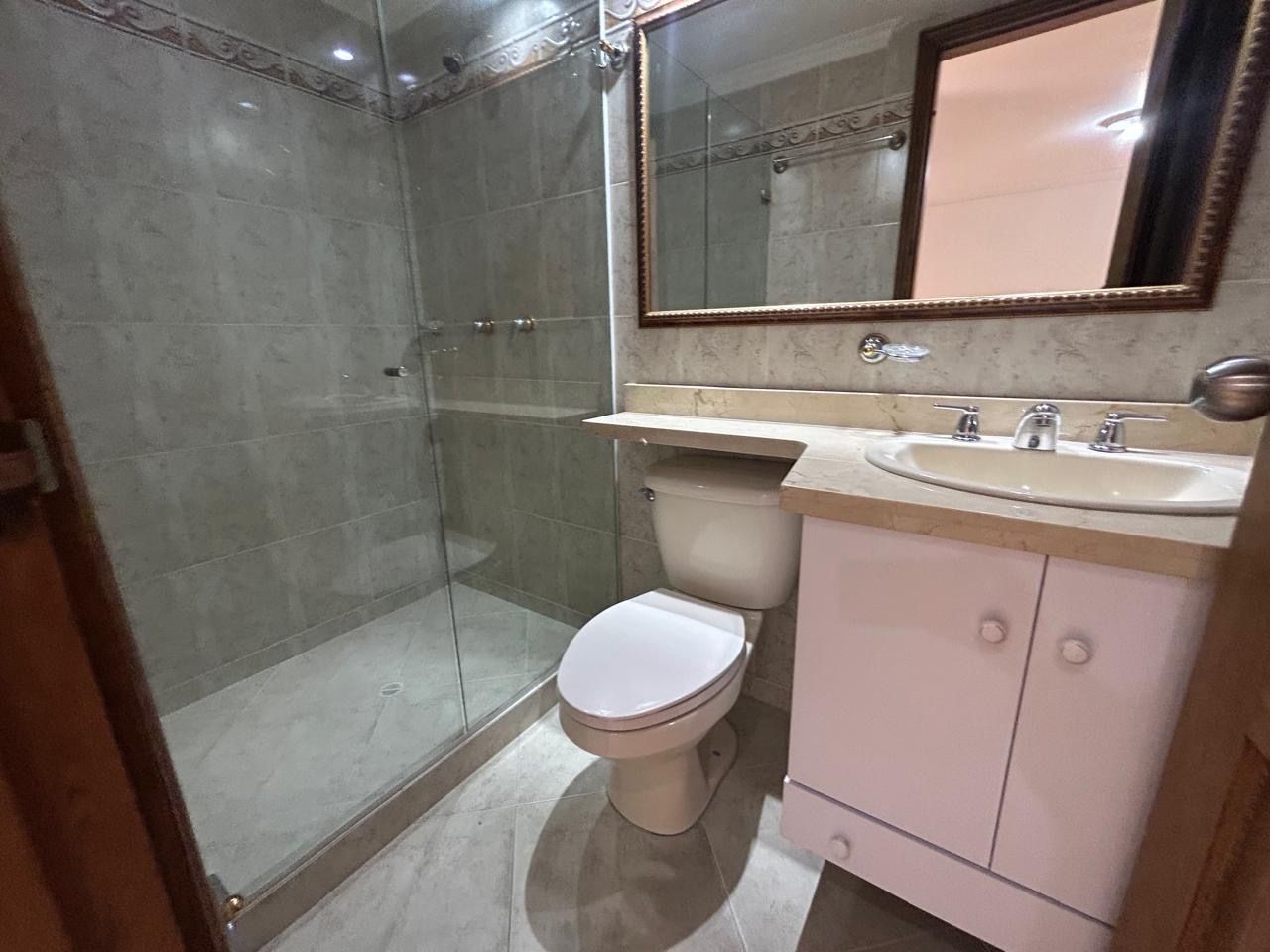 APARTAMENTO EN ARRIENDO UBICADO EN MEDELLIN SECTOR LAURELES - 17