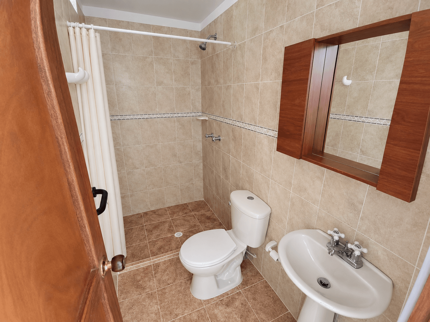 CASA EN ARRIENDO UBICADA EN LA CEJA SECTOR PAYUCO - 14