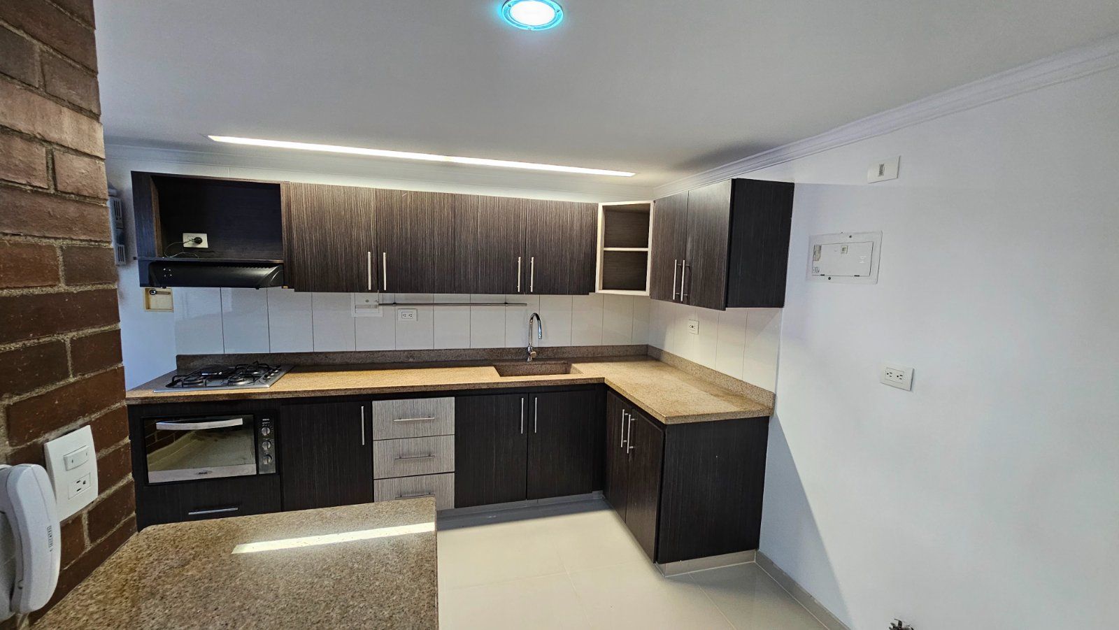 APARTAMENTO EN ARRIENDO UBICADO EN MEDELLIN SECTOR LAURELES - 7