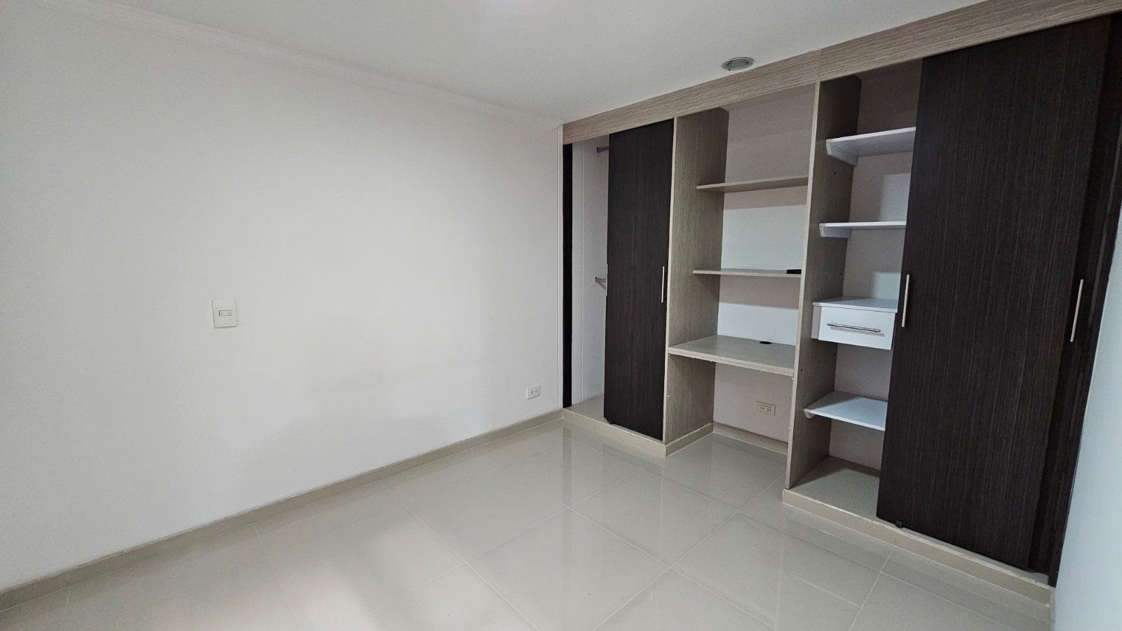 APARTAMENTO EN ARRIENDO UBICADO EN MEDELLIN SECTOR LAURELES - 9
