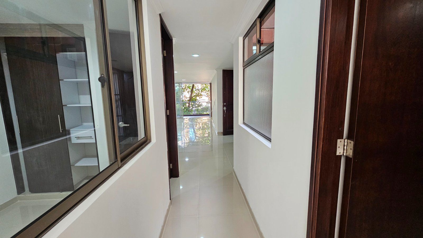APARTAMENTO EN ARRIENDO UBICADO EN MEDELLIN SECTOR LAURELES - 4