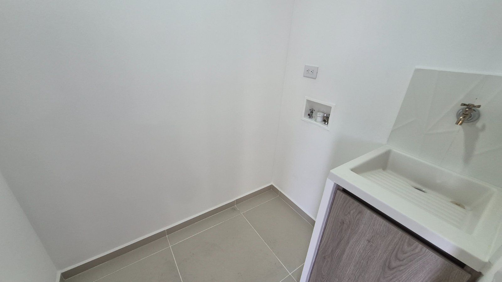 APARTAMENTO EN ARRIENDO UBICADO EN ITAGUI SECTOR SIMON BOLIVAR - 13