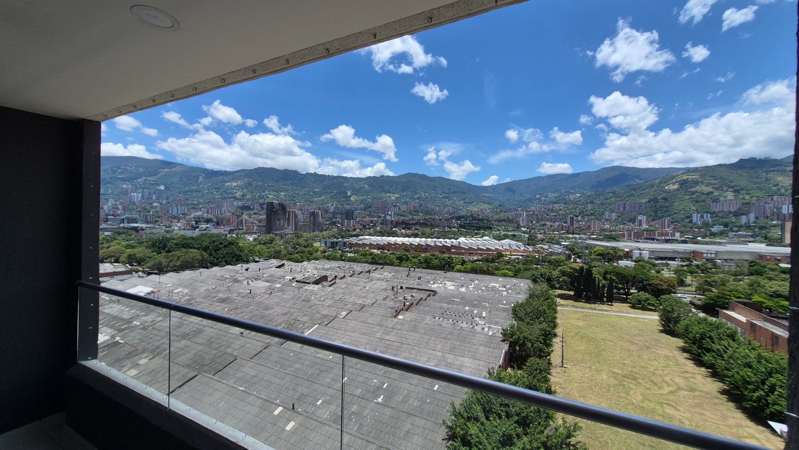 APARTAMENTO EN ARRIENDO UBICADO EN ITAGÜÍ SECTOR SIMON BOLÍVAR - 16