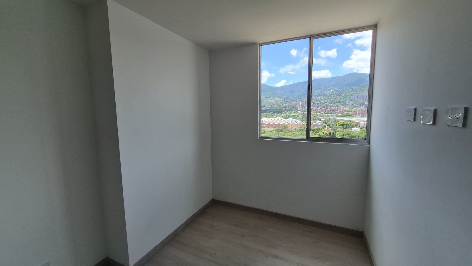 APARTAMENTO EN ARRIENDO UBICADO EN ITAGÜÍ SECTOR SIMON BOLÍVAR - 5