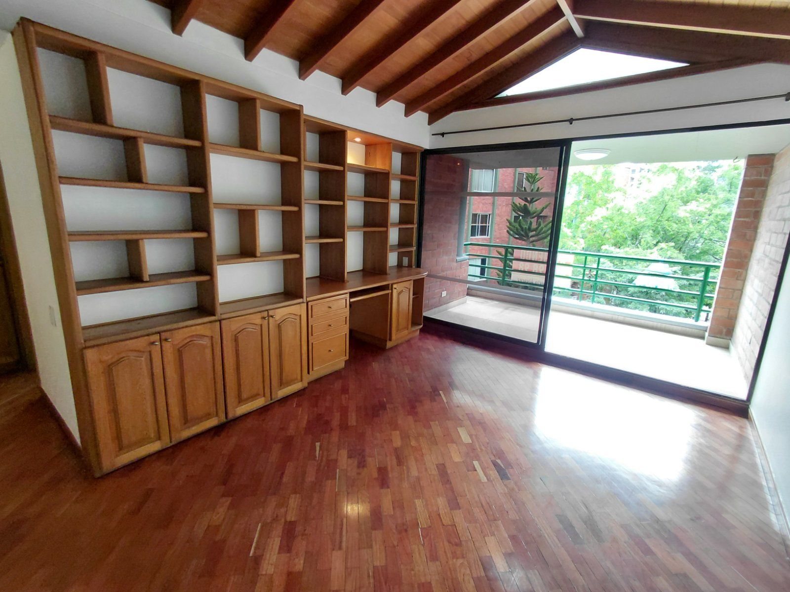 APARTAMENTO EN ARRIENDO UBICADO MEDELLÍN SECTOR CONQUISTADORES - 3