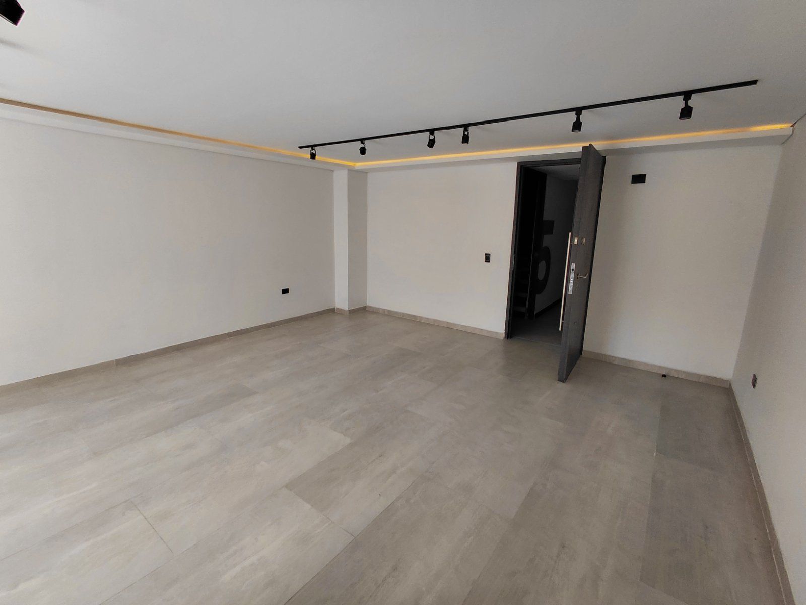APARTAMENTO EN ARRIENDO UBICADO EN MEDELLIN SECTOR CONQUISTADORES - 3