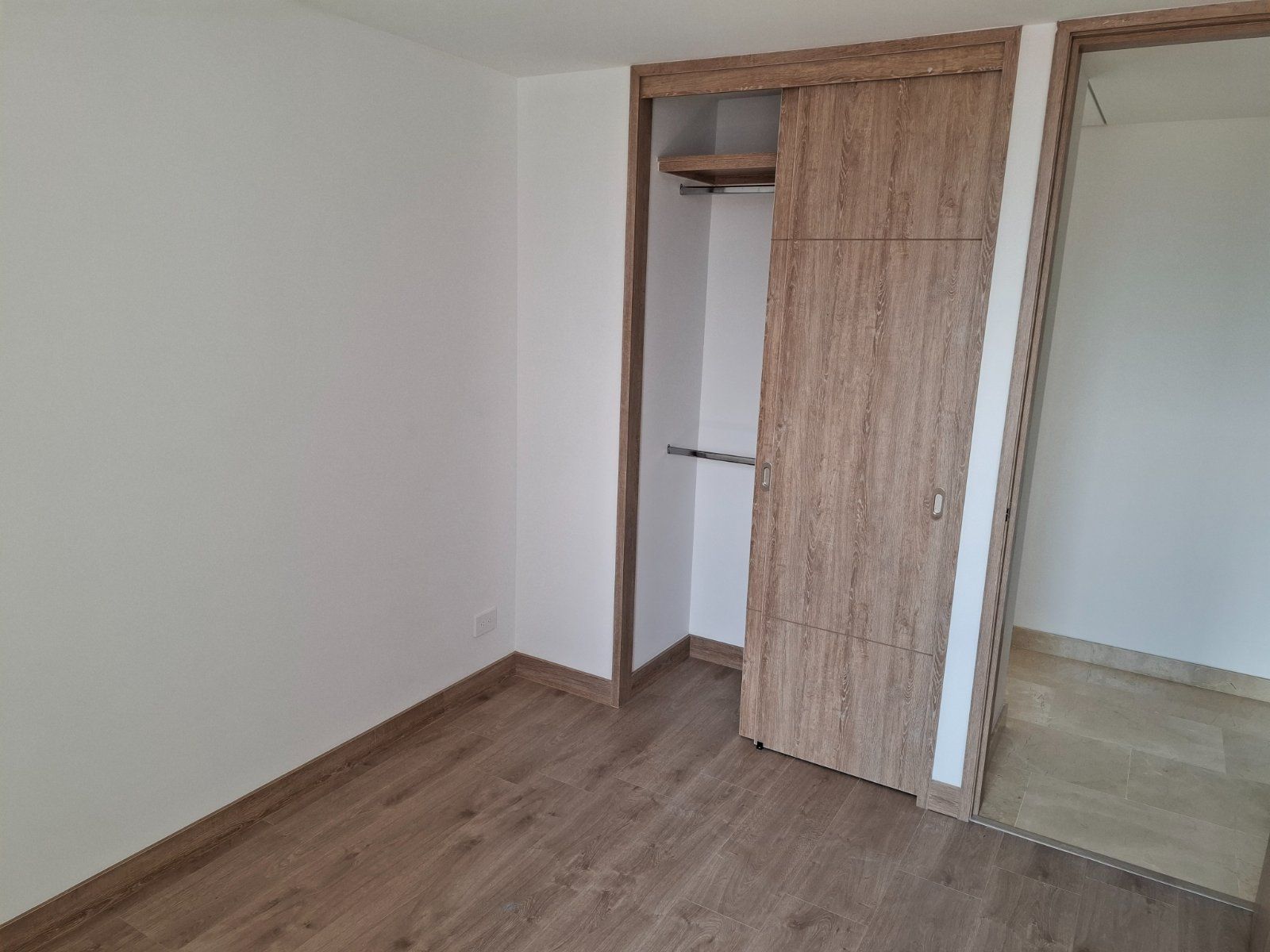 APARTAMENTO EN VENTA UBICADO EN MEDELLIN SECTOR LAURELES - 8