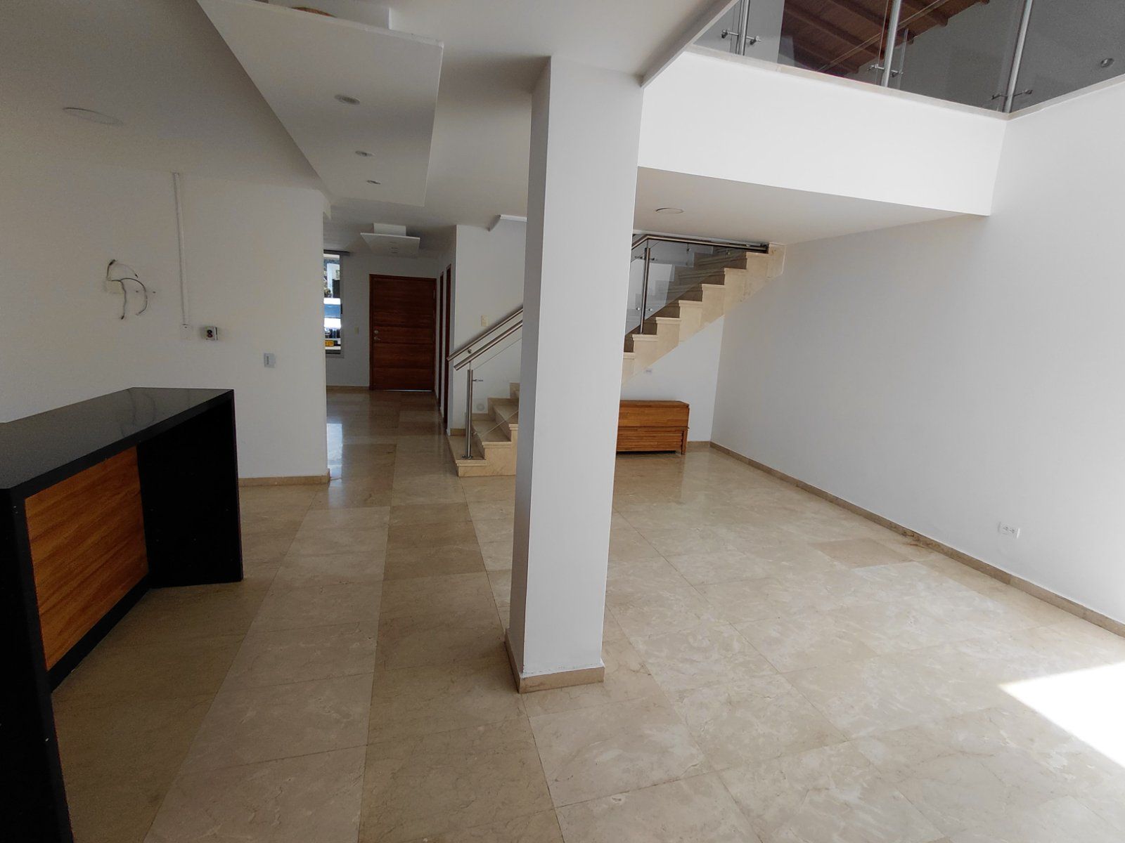 FINCA EN ARRIENDO UBICADA EN MEDELLIN, SECTOR BELEN - 3