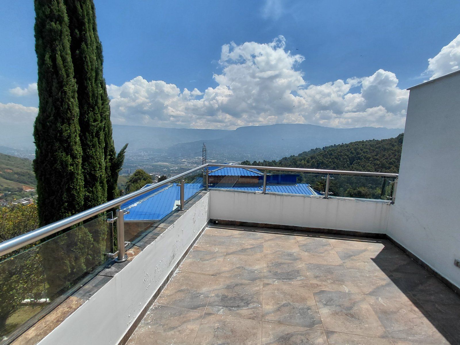 FINCA EN ARRIENDO UBICADA EN MEDELLIN, SECTOR BELEN - 12