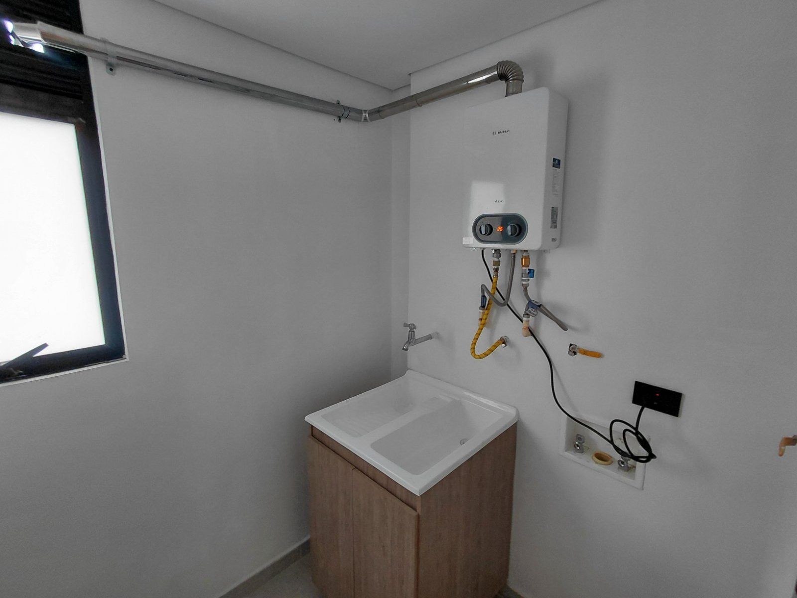 APARTAMENTO AMOBLADO EN ARRIENDO UBICADO EN MEDELLIN SECTOR UNICENTRO - 12