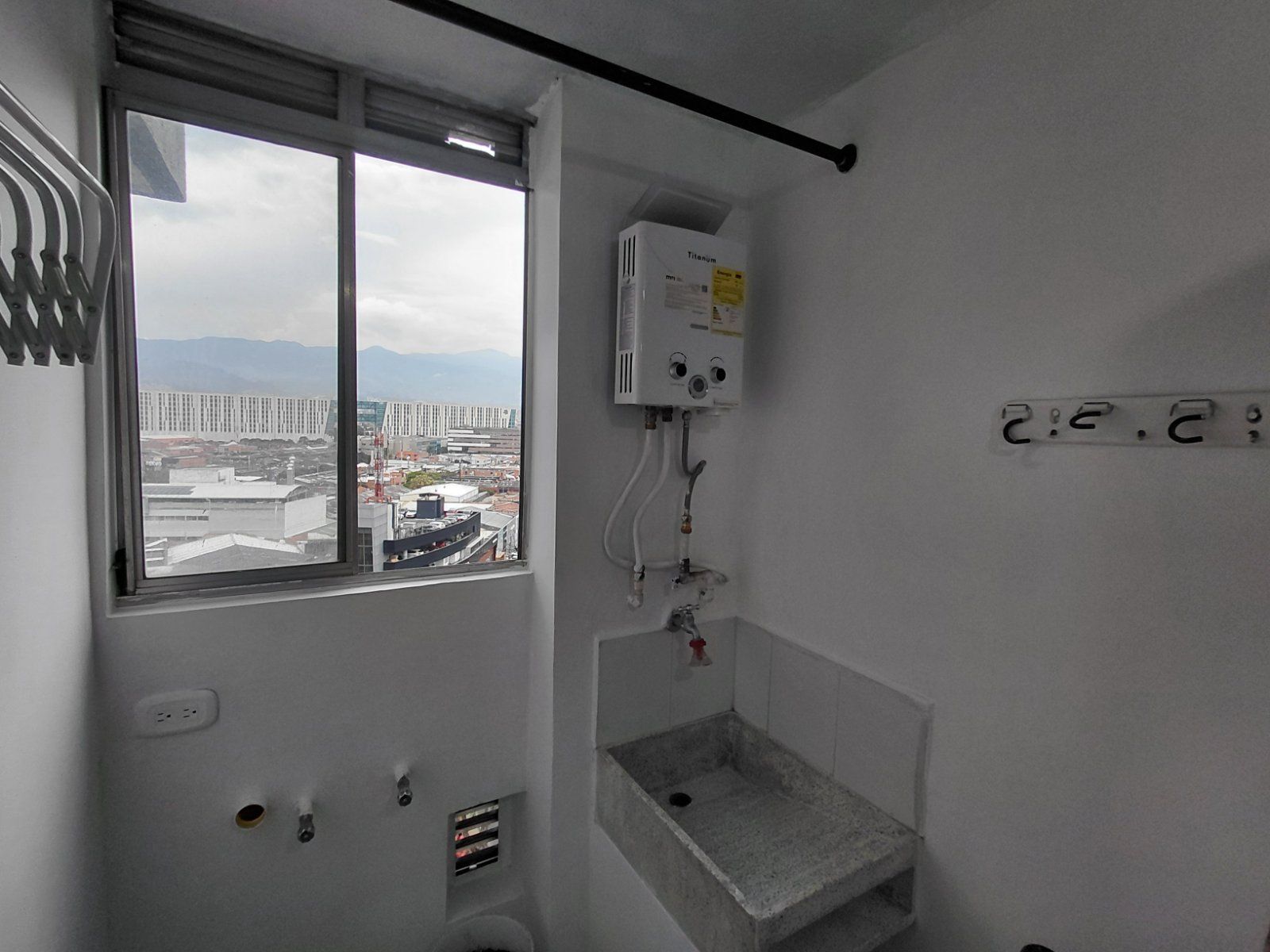 APARTAMENTO EN ARRIENDO UBICADO EN MEDELLIN SECTOR POBLADO - 11