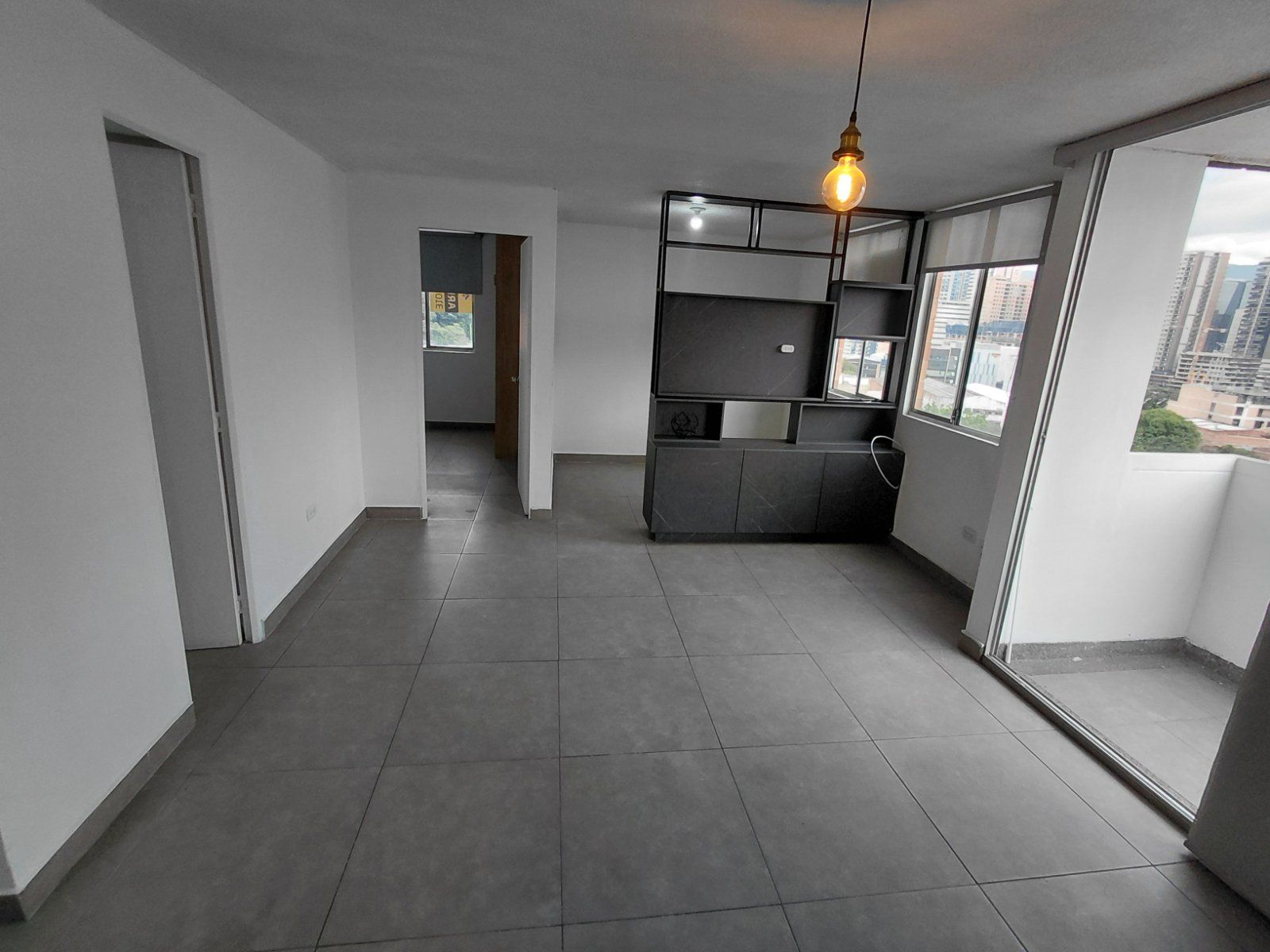 APARTAMENTO EN ARRIENDO UBICADO EN MEDELLIN SECTOR POBLADO - 3
