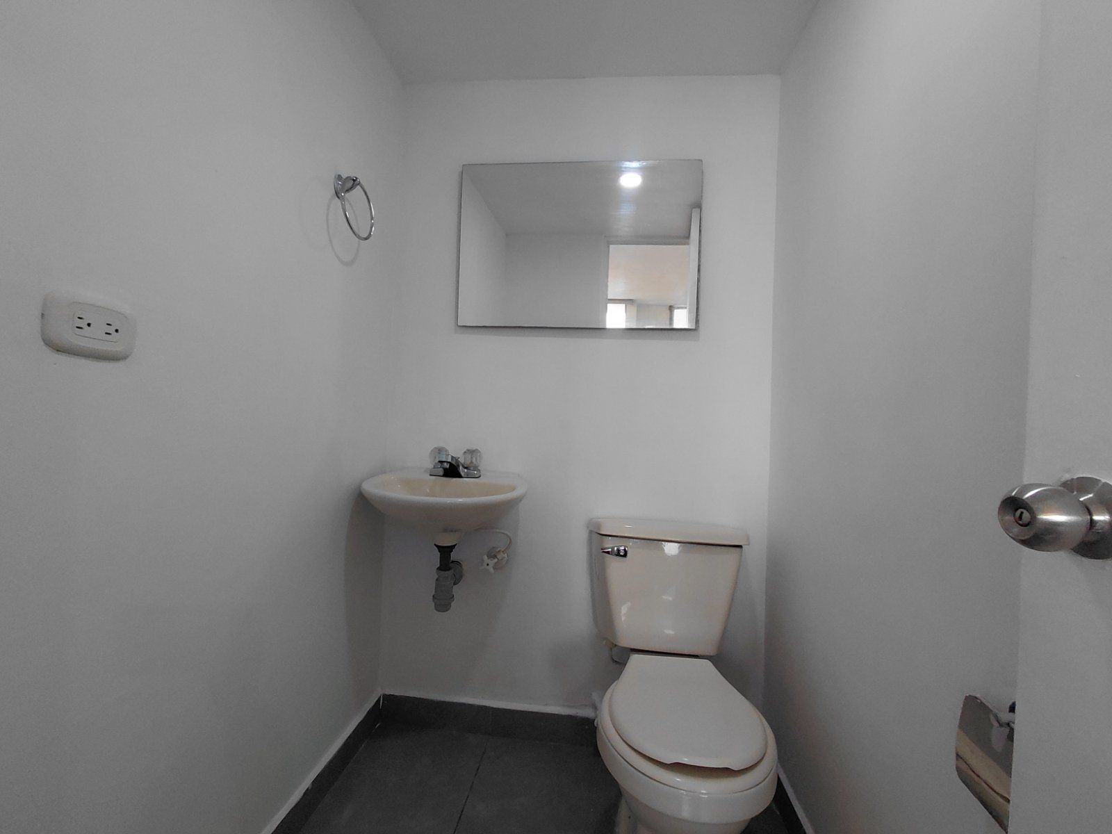 APARTAMENTO EN ARRIENDO UBICADO EN MEDELLIN SECTOR POBLADO - 10