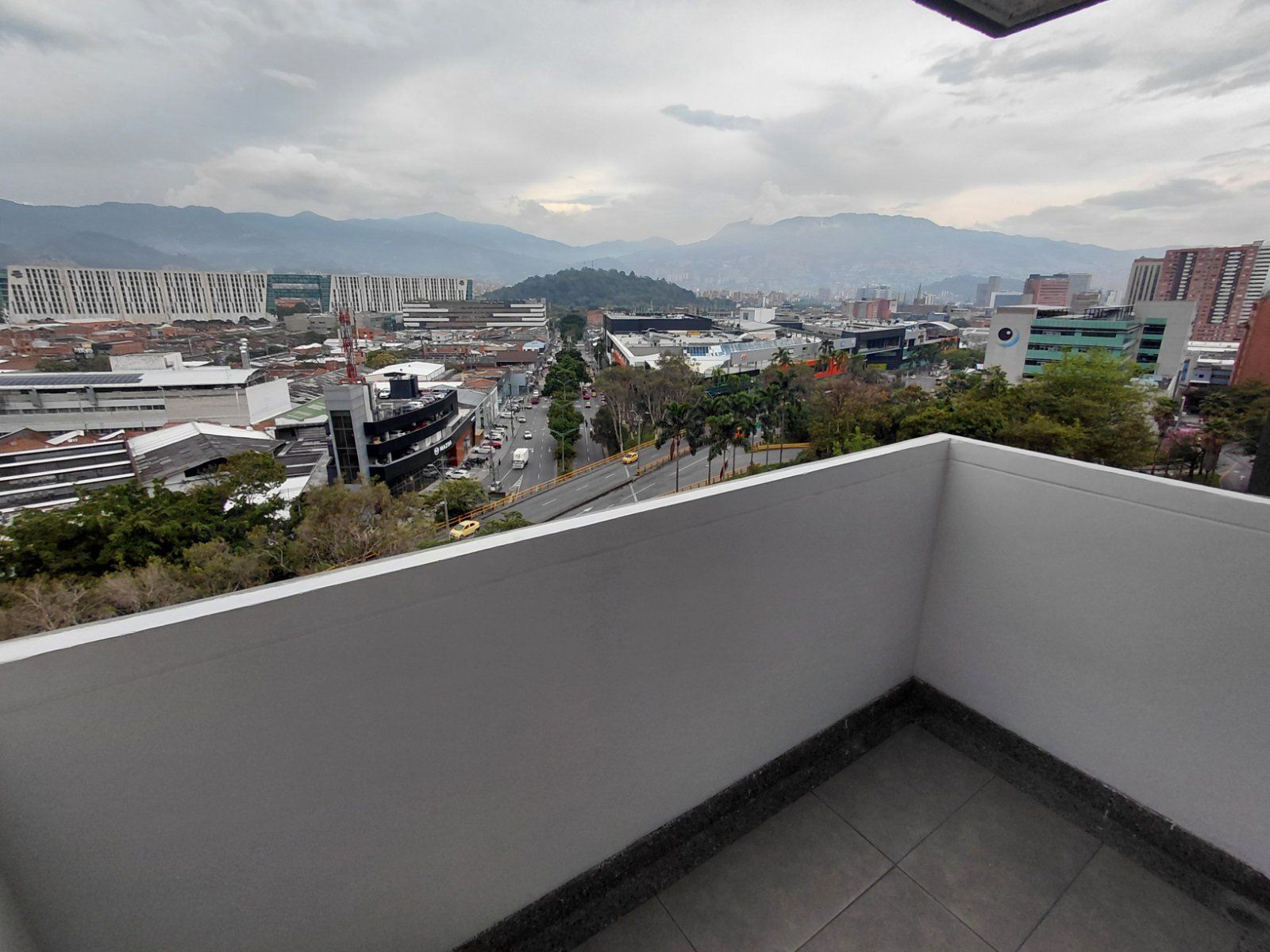APARTAMENTO EN ARRIENDO UBICADO EN MEDELLIN SECTOR POBLADO - 12