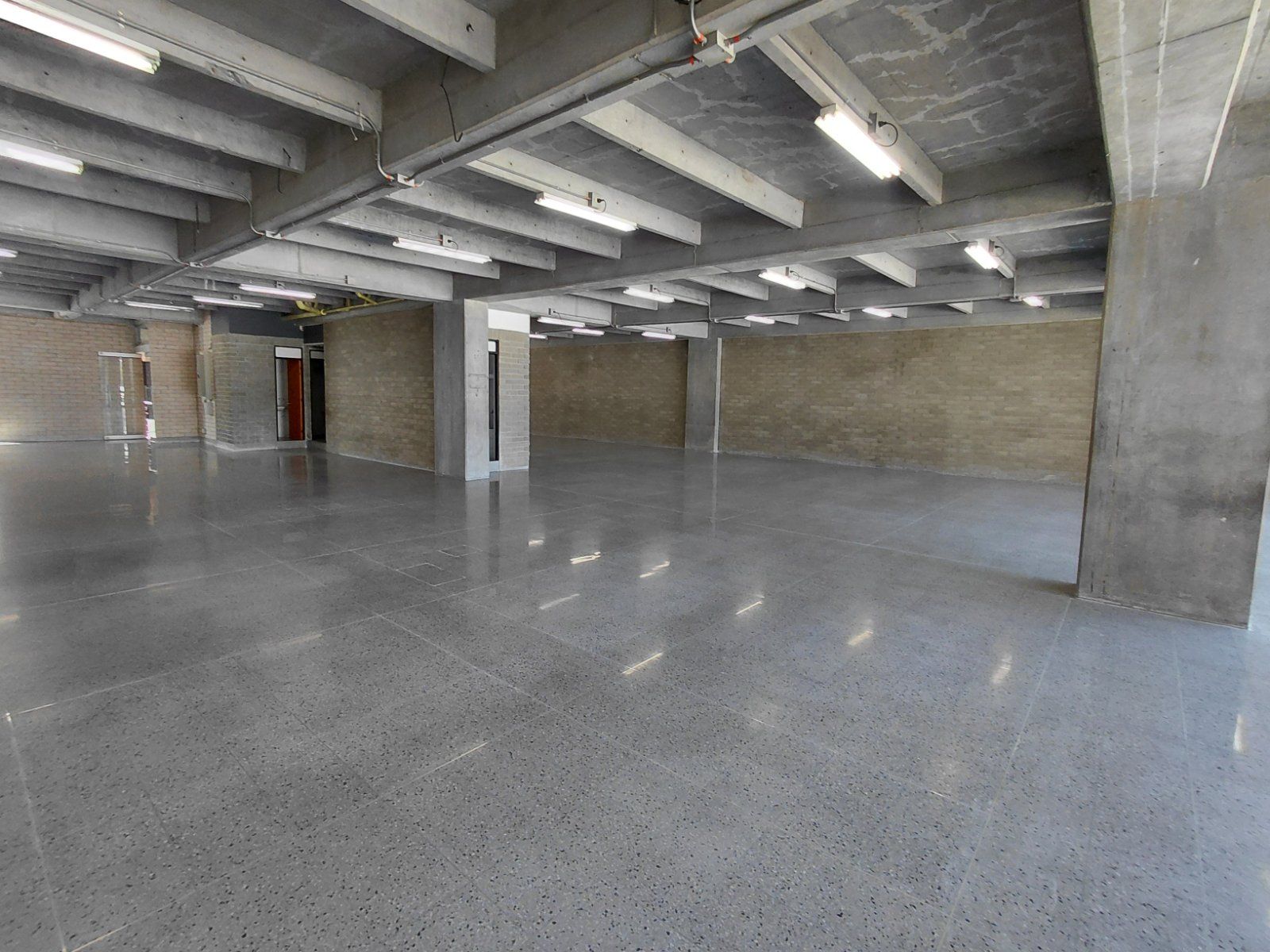OFICINA EN ARRIENDO UBICADO EN MEDELLIN SECTOR GUAYABAL - 6