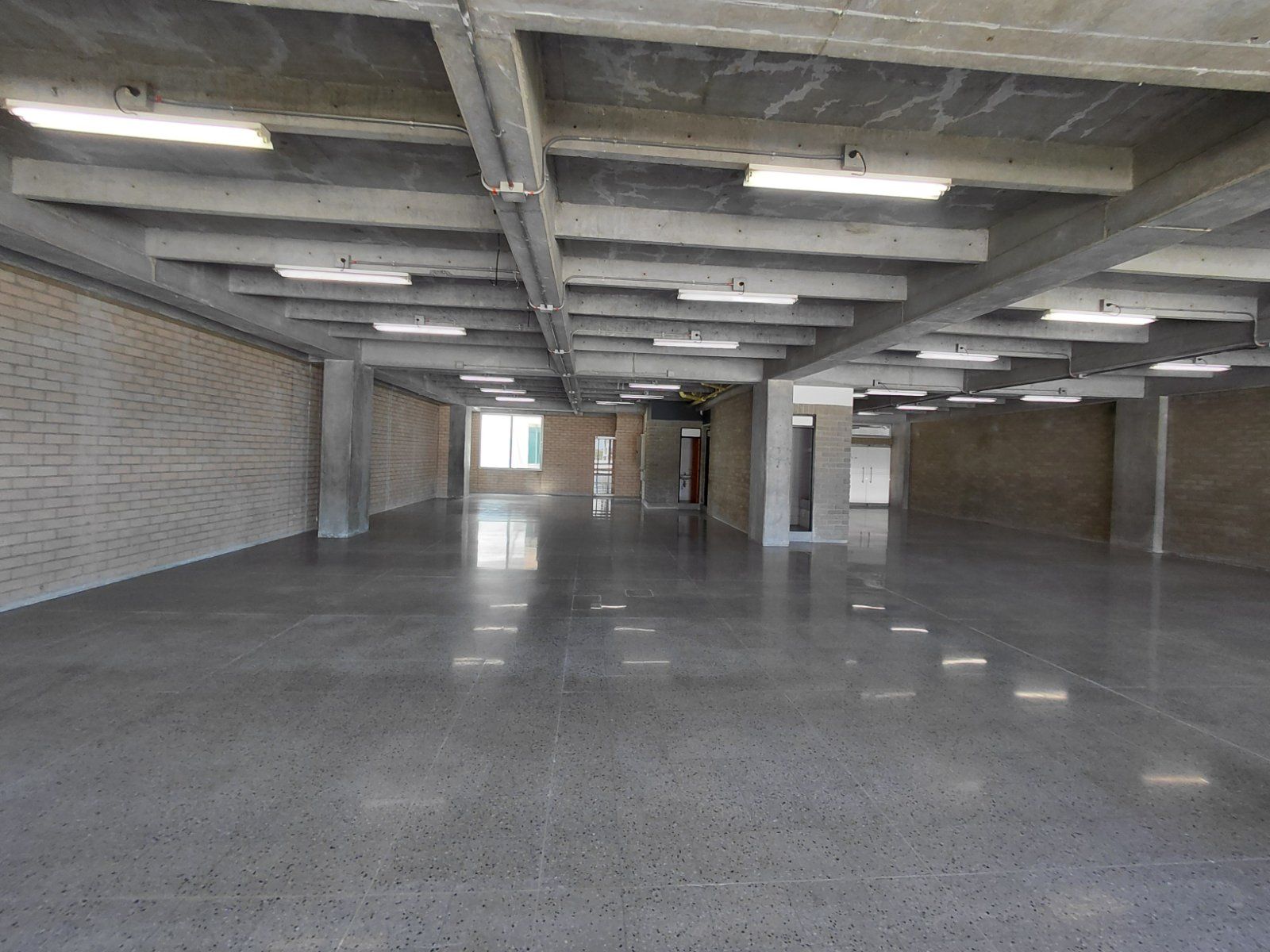 OFICINA EN ARRIENDO UBICADO EN MEDELLIN SECTOR GUAYABAL - 5