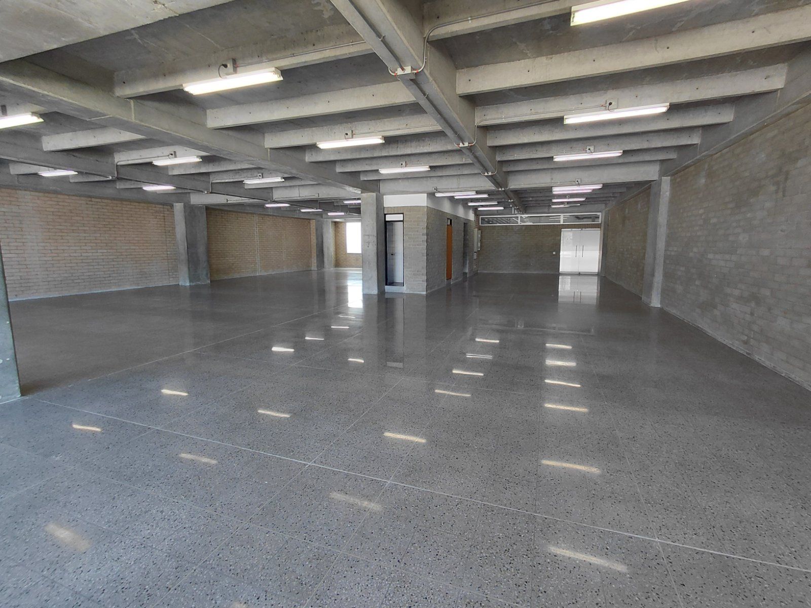 OFICINA EN ARRIENDO UBICADO EN MEDELLIN SECTOR GUAYABAL