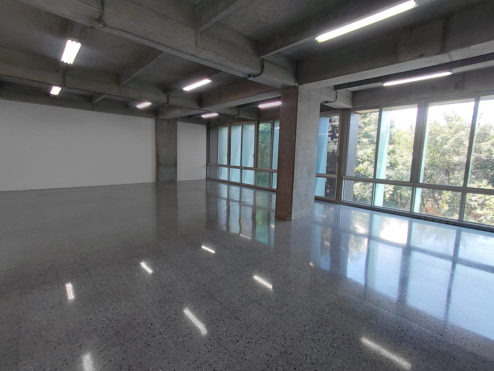OFICINA EN ARRIENDO UBICADO EN MEDELLIN SECTOR GUAYABAL - 7