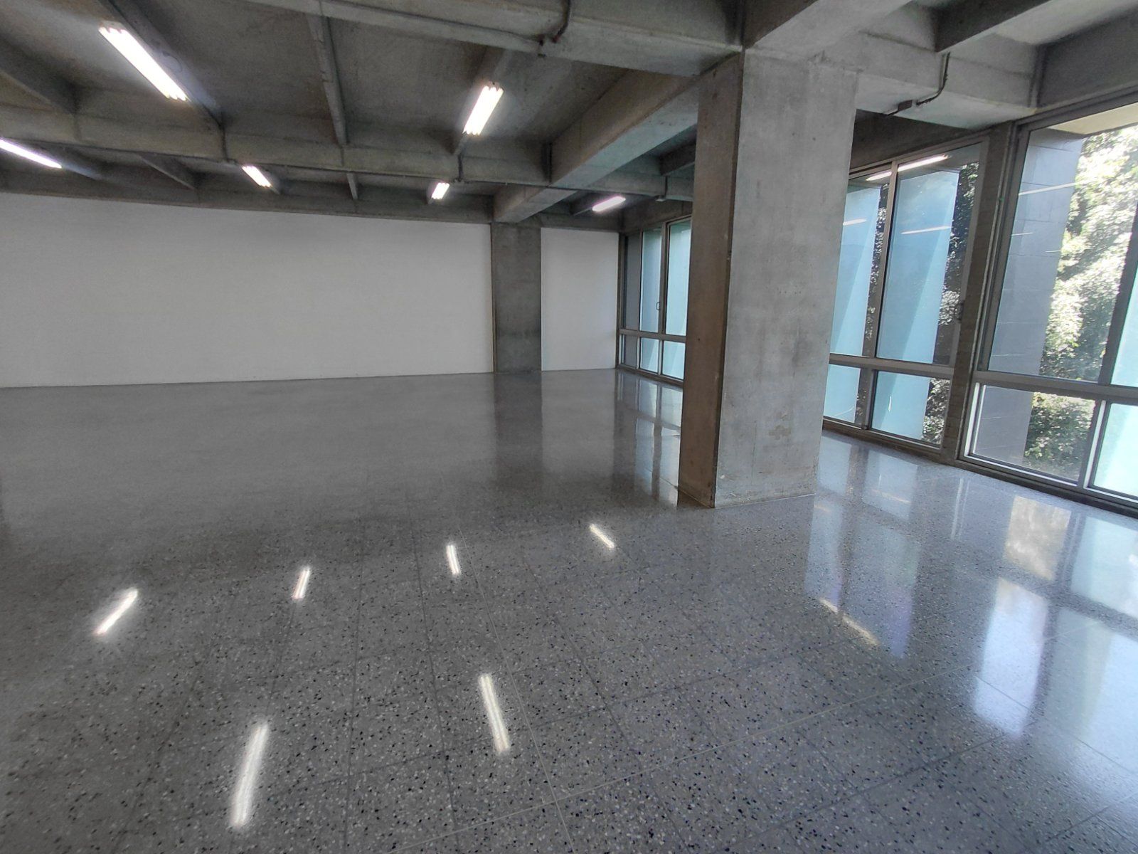 OFICINA EN ARRIENDO UBICADO EN MEDELLIN SECTOR GUAYABAL - 6
