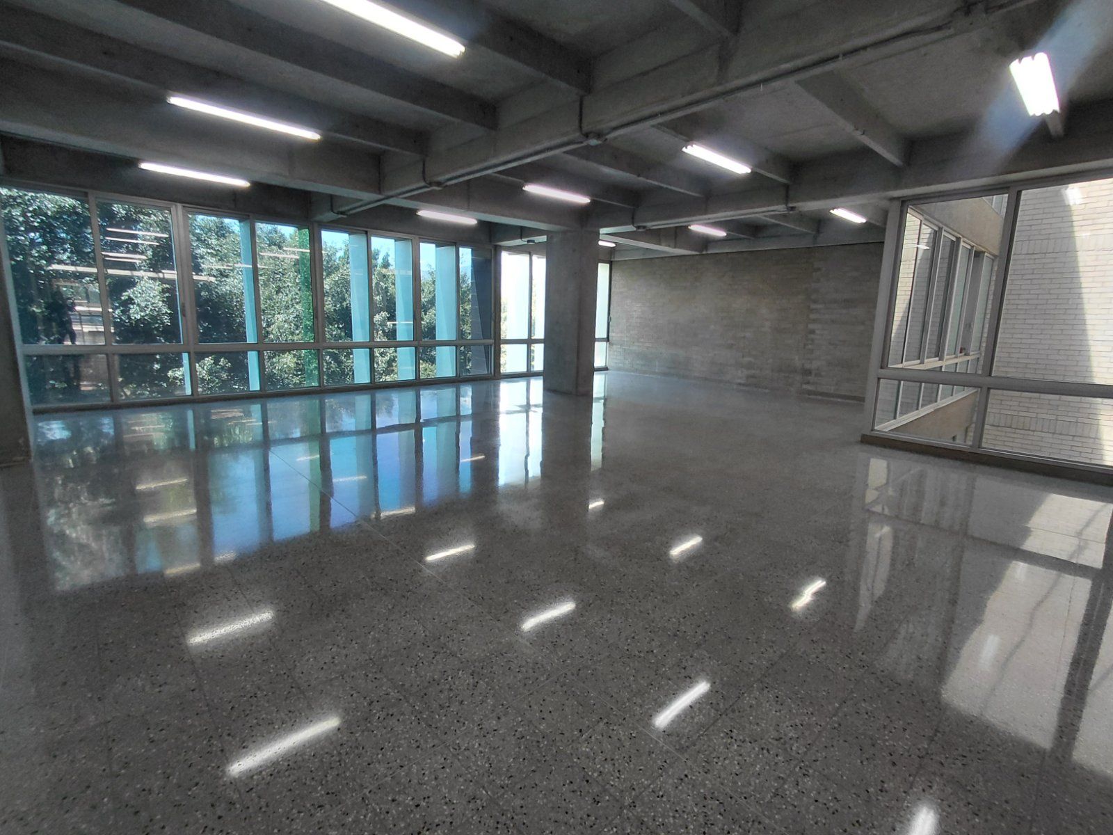 OFICINA EN ARRIENDO UBICADO EN MEDELLIN SECTOR GUAYABAL - 3