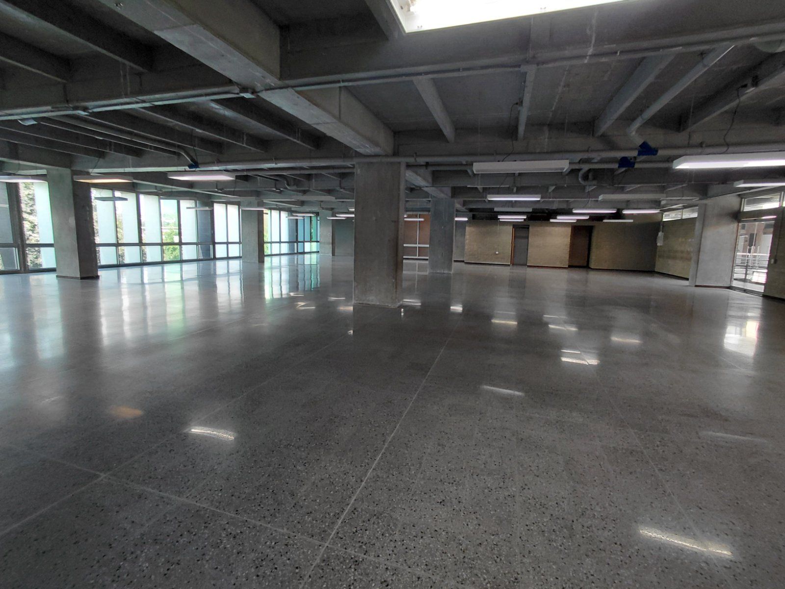 OFICINA EN ARRIENDO UBICADO EN MEDELLIN SECTOR GUAYABAL - 5