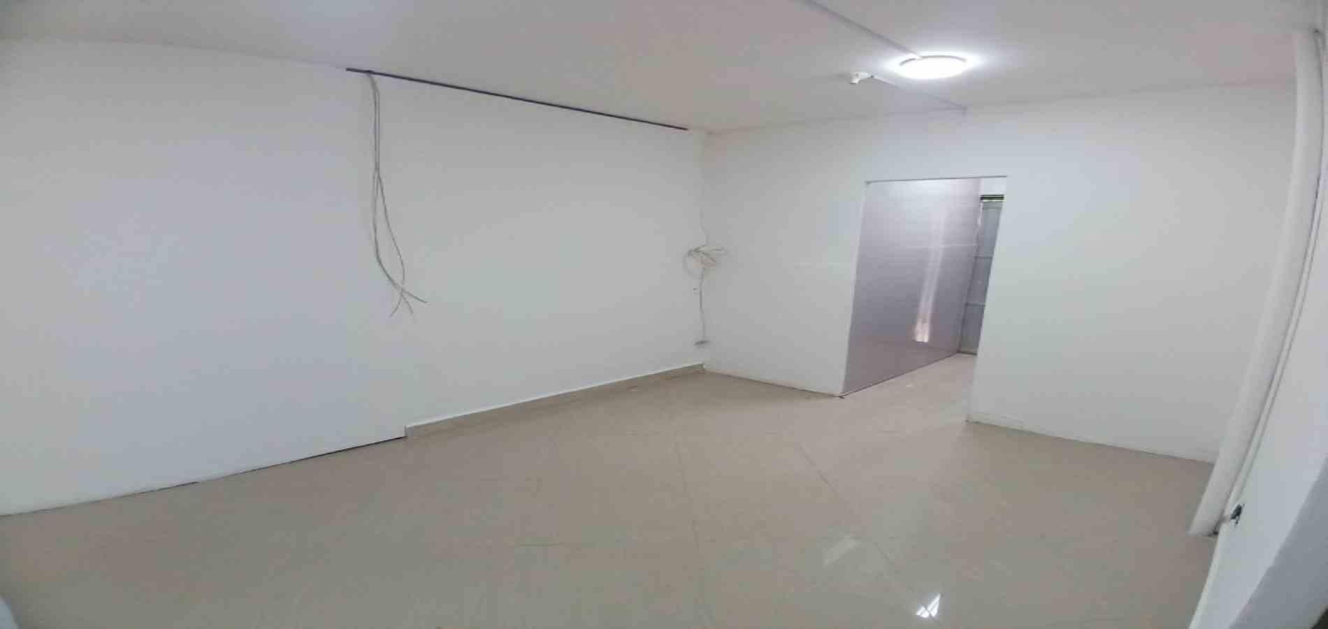Casa en arriendo ubicada en Medellín, sector Calasanz - 2
