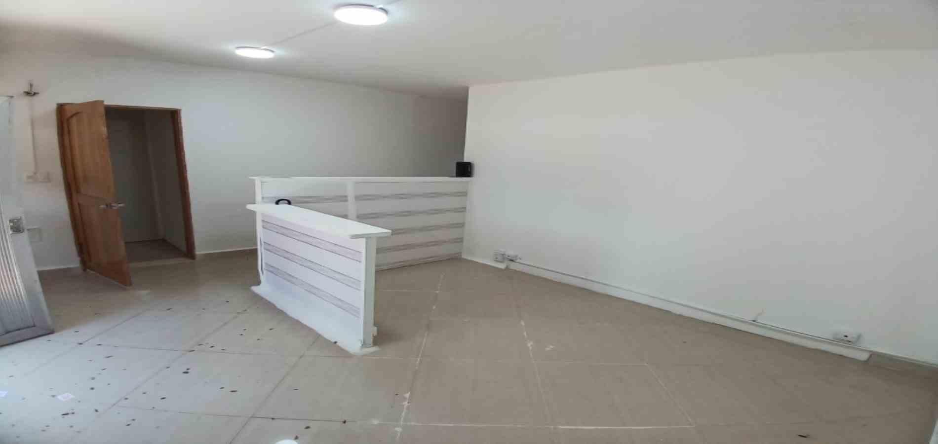 Casa en arriendo ubicada en Medellín, sector Calasanz - 9