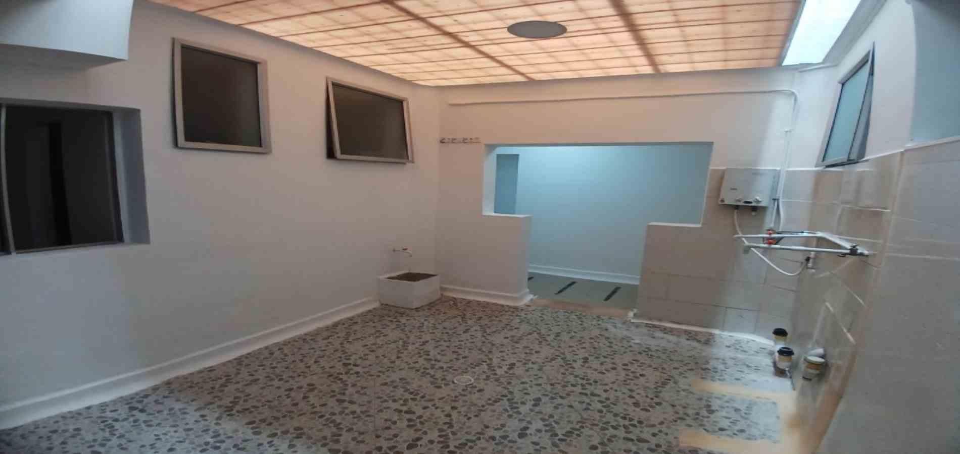Casa en arriendo ubicada en Medellín, sector Calasanz - 12