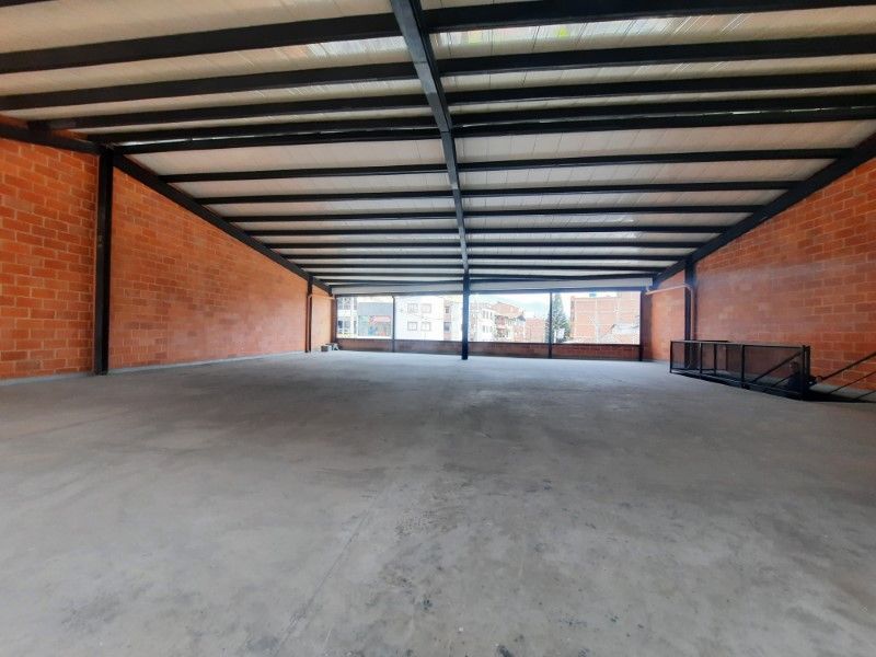 Local en arriendo ubicado en Medellín, sector Simón Bolívar - 3