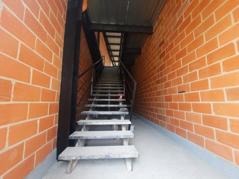 Local en arriendo ubicado en Medellín, sector Simón Bolívar - 5