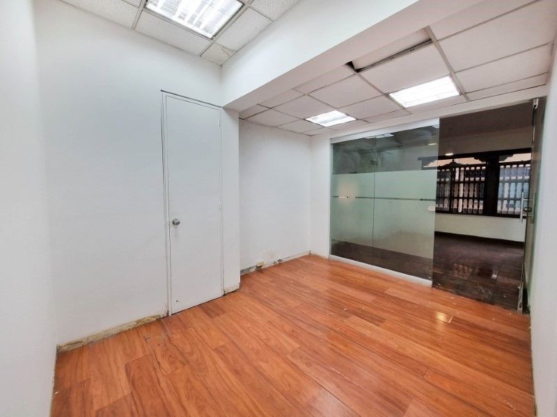 Local en arriendo ubicado en Medellín, sector Centro - 24