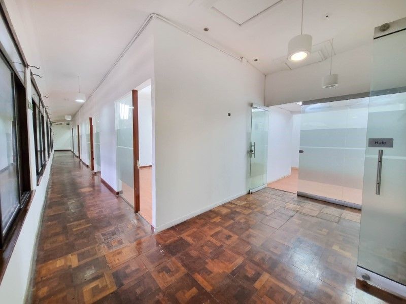 Local en arriendo ubicado en Medellín, sector Centro - 25