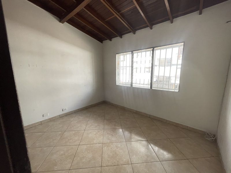 Casa en arriendo ubicada en Medellín, sector Santa Fe - 13