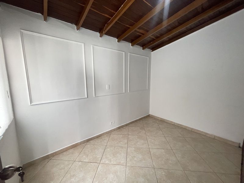 Casa en arriendo ubicada en Medellín, sector Santa Fe - 14
