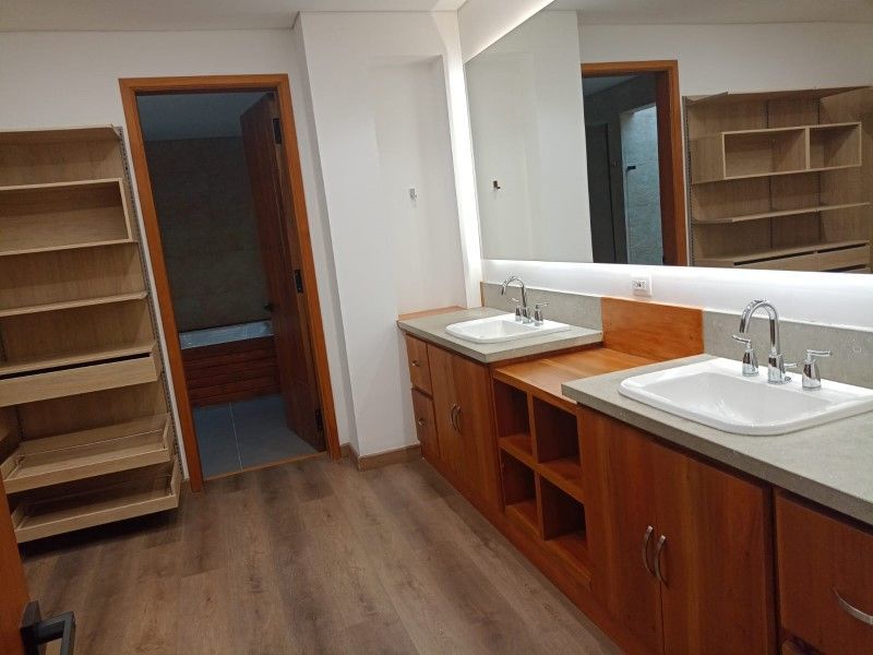 Casa en venta ubicada en Rionegro, sector Llanogrande - 5