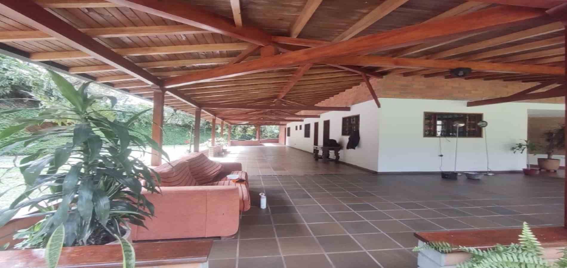 Finca en arriendo ubicada en Rionegro, sector Los Colegios - 3