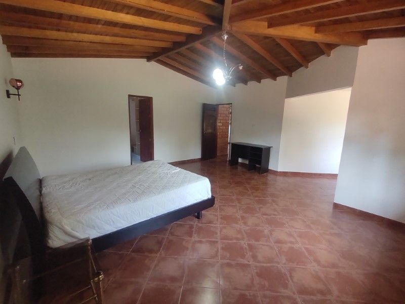 Finca en arriendo ubicada en Rionegro, sector Los Colegios - 17