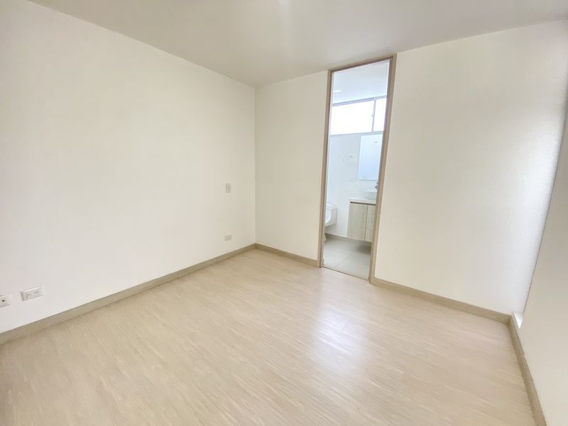 Casa en arriendo ubicada en Rionegro, sector Gualanday - 13