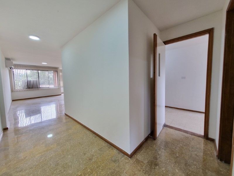Oficina en arriendo ubicada en Medellín, sector Aguacatala - 6