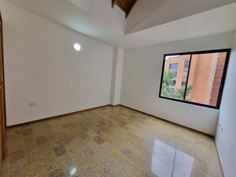 Oficina en arriendo ubicada en Medellín, sector Aguacatala - 18