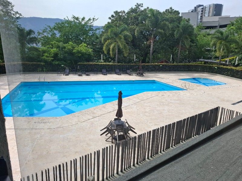 APARTAMENTO EN VENTA UBICADO EN MEDELLIN SECTOR LOMA DE LOS BERNAL - 20