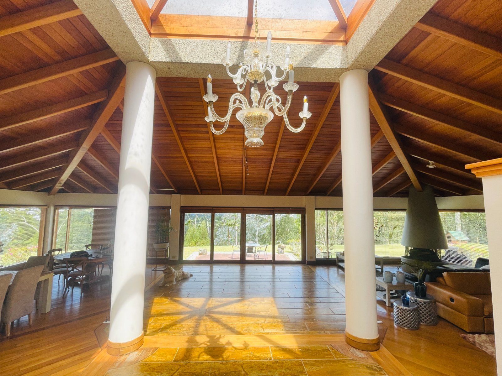 CASA EN VENTA UBICADA EN ENVIGADO SECTOR ESCOBERO - 2