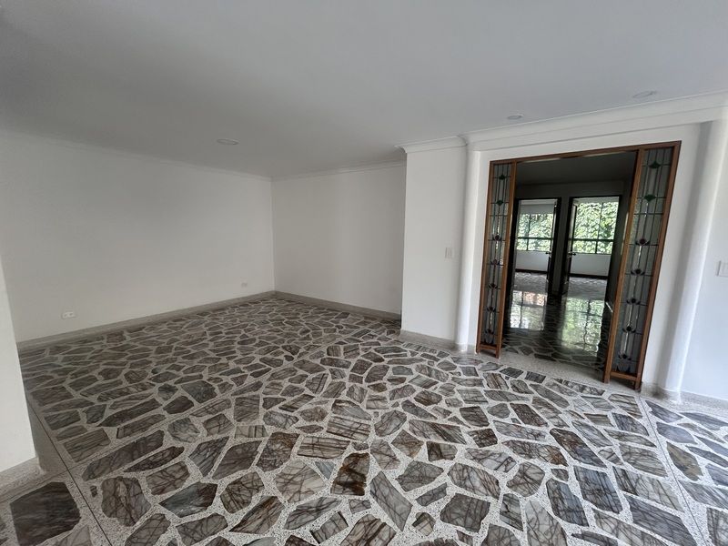 Apartamento en arriendo ubicado en Medellín, sector La Toja - 2